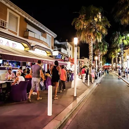 Mat -studio Renove Clim Rue Pietonne Du Vieil Lejlighed